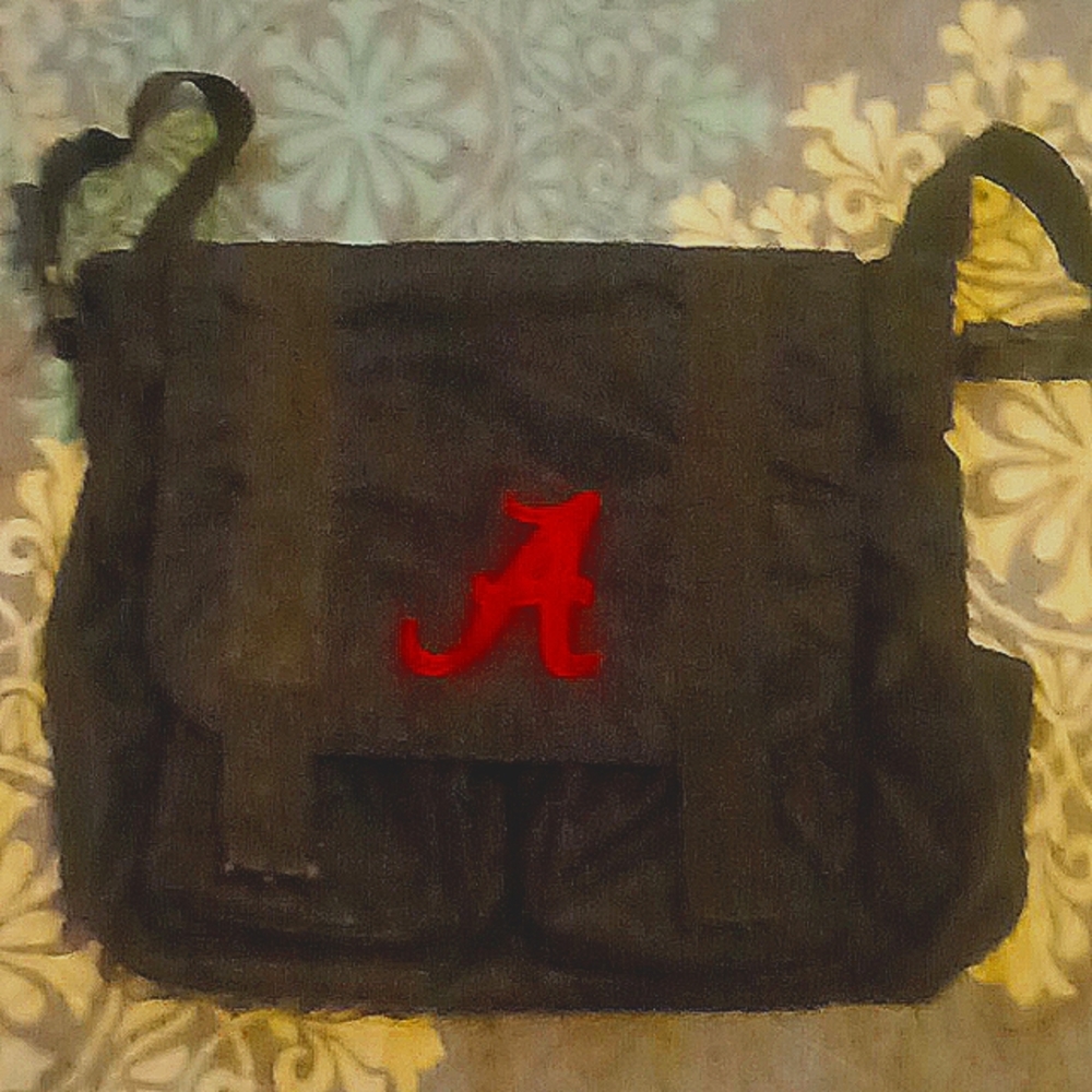 Alabama crimson tide bike messanger saddle bag it's black with crimson red A
